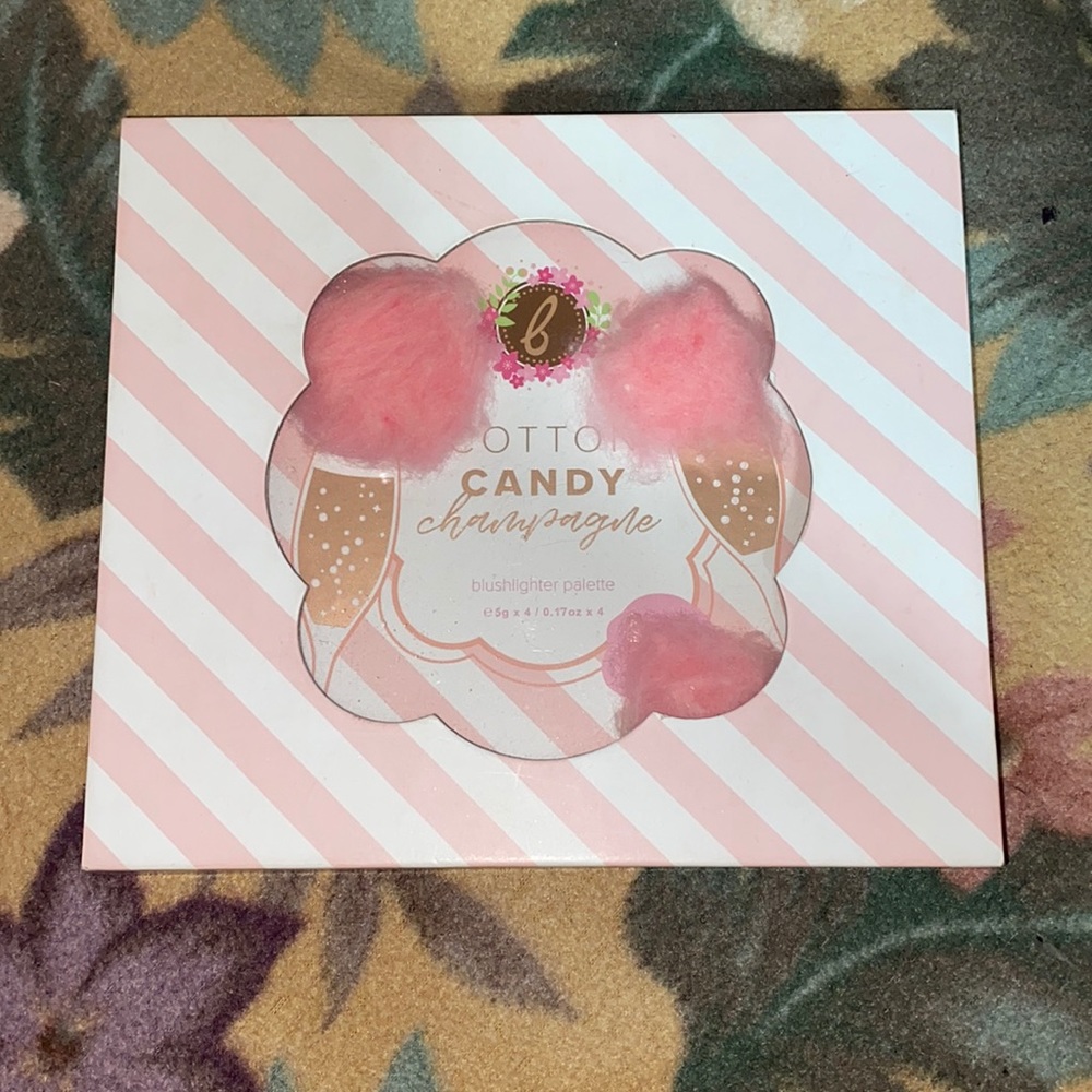 Beauty Bakerie Blushlighter Palette